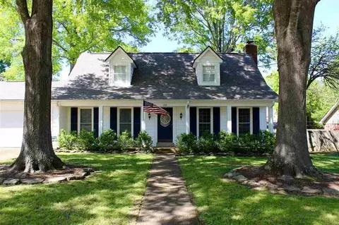 126 E Graycrest Ave, Collierville, TN 38017 photo 1