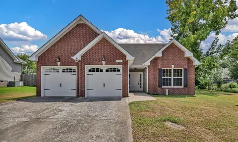 420 Chestnut Grove Way, Clarksville, TN 37042