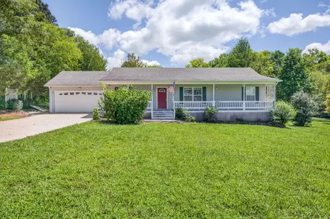 111 Clearwater Sq, Sparta, TN 38583