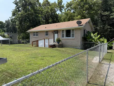 124 Joyce Ln, Ashland City, TN 37015