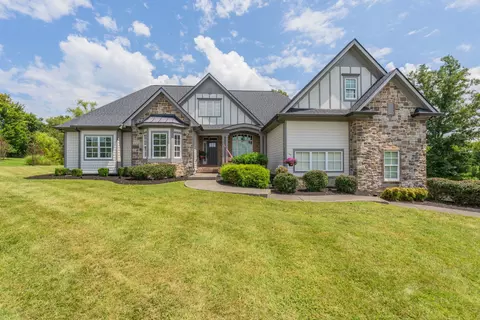 7300 Stirrup Ln, Fairview, TN 37062