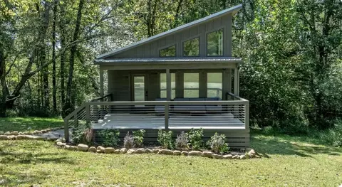 87 Dwellings Dr, Tracy City, TN 37387