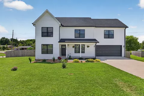 104 Echo Valley Dr, Cookeville, TN 38501
