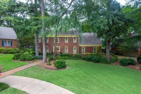 8596 Woodlane Dr, Germantown, TN 38138