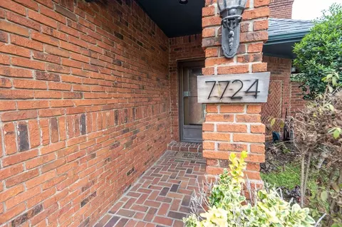 7724 Hunters Run Dr, Germantown, TN 38138