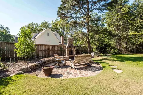 196 E Poplar Ave, Collierville, TN 38017 photo 28