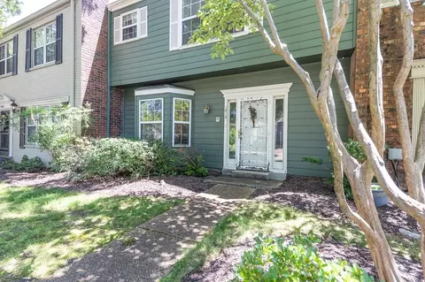 1812 Kimbrough Rd, Germantown, TN 38138