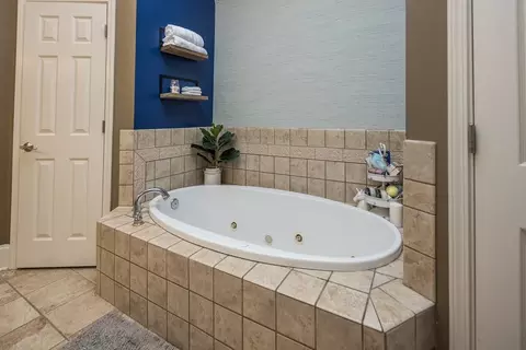 375 E Powell Dr, Collierville, TN 38017 photo 19