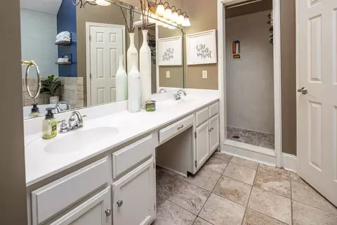 375 E Powell Dr, Collierville, TN 38017 photo 18