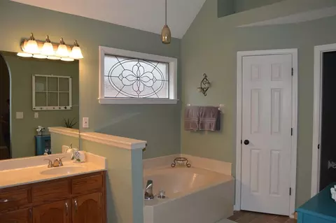 1055 Sugar Ln, Collierville, TN 38017 photo 15