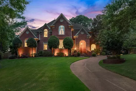 8890 Fern Valley Cv, Cordova, TN 38018
