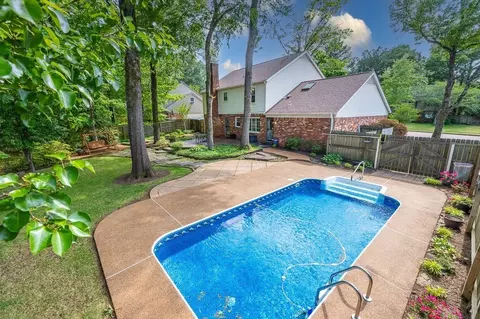 1972 Cordes Rd, Germantown, TN 38139
