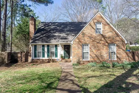 8164 Dogwood Villa Dr, Germantown, TN 38138