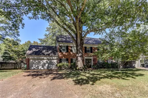 1394 Riverwood Cv, Germantown, TN 38138