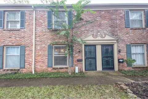 1204 Chamberlain Dr #14, Memphis, TN 38119