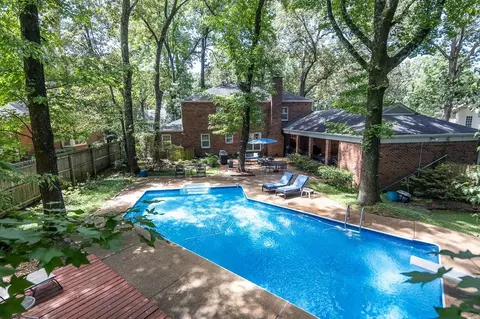 6400 Kirby Ridge Cv, Memphis, TN 38119
