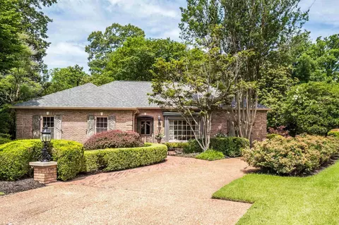453 Princeton Wood Cv, Memphis, TN 38117
