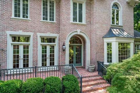495 Doe Trail Cv, Cordova, TN 38018