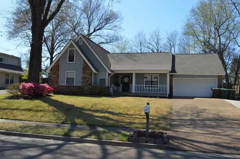 2927 N Star Dr, Bartlett, TN 38134