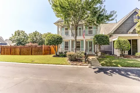 1303 Harbor Park Dr, Memphis, TN 38103