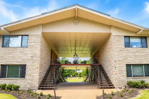 4400 Poplar Ave #25, Memphis, TN 38117