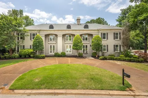 3726 Classic Dr, Memphis, TN 38125