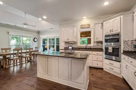 553 Roehampton Cv, Collierville, TN 38017 photo 13