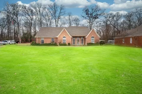 110 Bailey Ridge Ln, Rossville, TN 38066