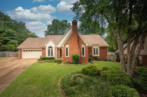 8534 Shady Trail Cv, Cordova, TN 38018
