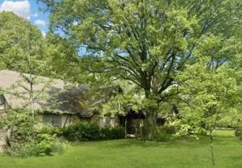 8532 Cedar Crest Ln, Olive Branch, MS 38654