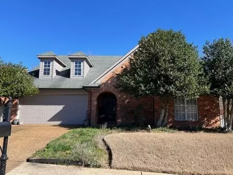 2710 Shady Well Ln, Cordova, TN 38016