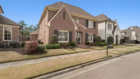 1815 Enclave Hollow Ln, Germantown, TN 38139
