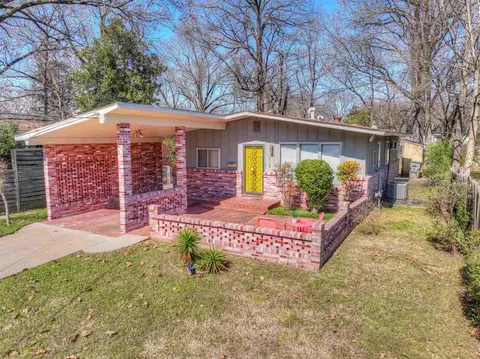 2912 Walker Ave, Memphis, TN 38111