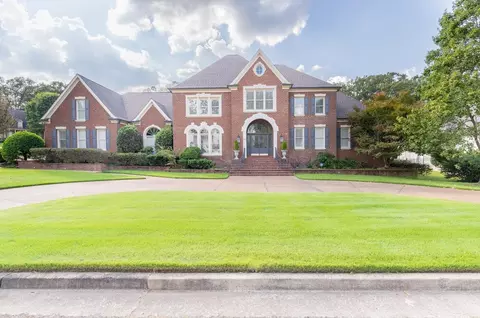 2443 Lennox Dr, Germantown, TN 38138