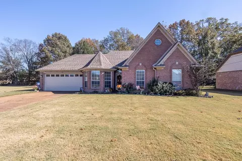 155 Cotton Trl, Rossville, TN 38066