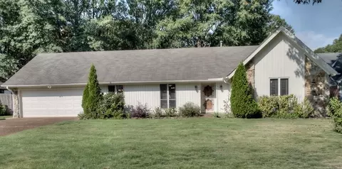 1793 Lindell Cv, Germantown, TN 38139