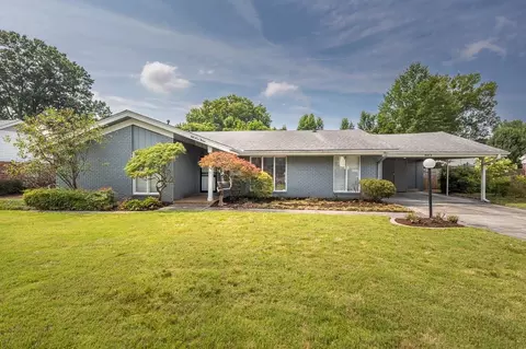 5713 Ashbriar Ave, Memphis, TN 38120
