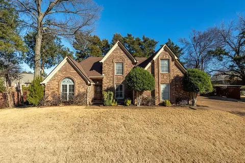 3778 Oak Bark Ln, Bartlett, TN 38135