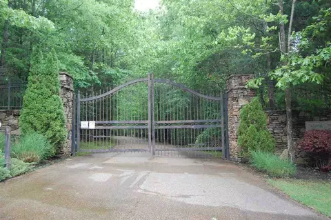 414 Laurel Falls Cv, Eads, TN 38028