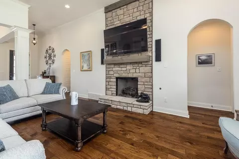 652 Cedar Shadows Cir, Collierville, TN 38017 photo 4
