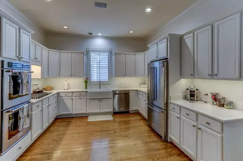 989 River Currents Dr, Memphis, TN 38103 photo 8