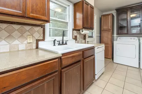 3901 Lytle Cir, Memphis, TN 38122 photo 6