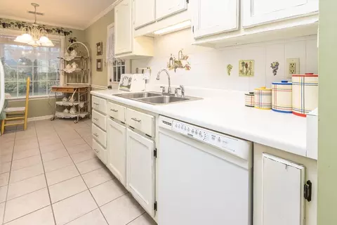 7915 Claredale Dr, Bartlett, TN 38133 photo 6