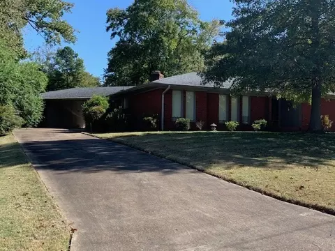 1010 Walters St, Covington, TN 38019 photo 5