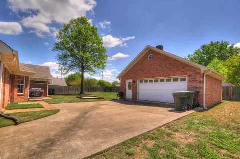 403 E White Rd, Collierville, TN 38017 photo 2