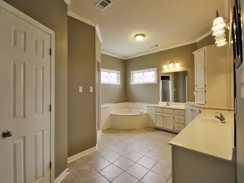 705 Cotham Dr, Collierville, TN 38017 photo 12