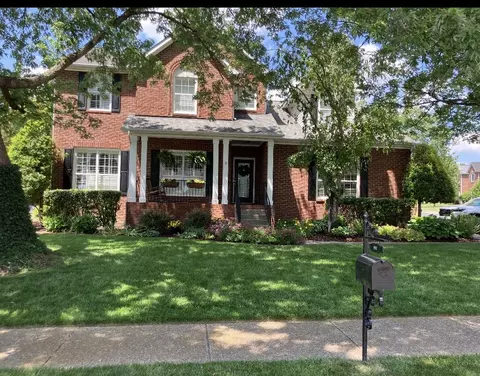 5540 Traceside Dr, Nashville, TN 37221