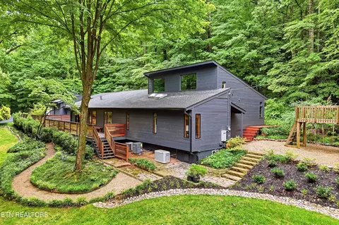 3500 Montlake Dr, Knoxville, TN 37920