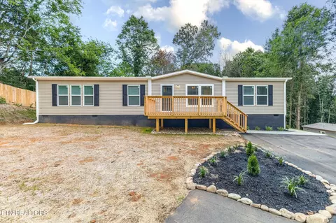 800 Matlock Tr, Loudon, TN 37774