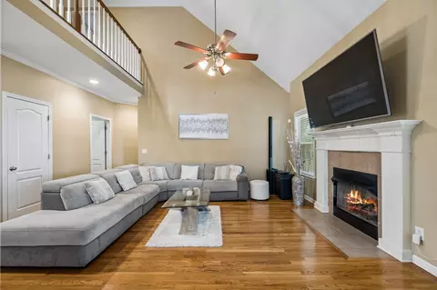 4901 Cally St, Murfreesboro, TN 37128